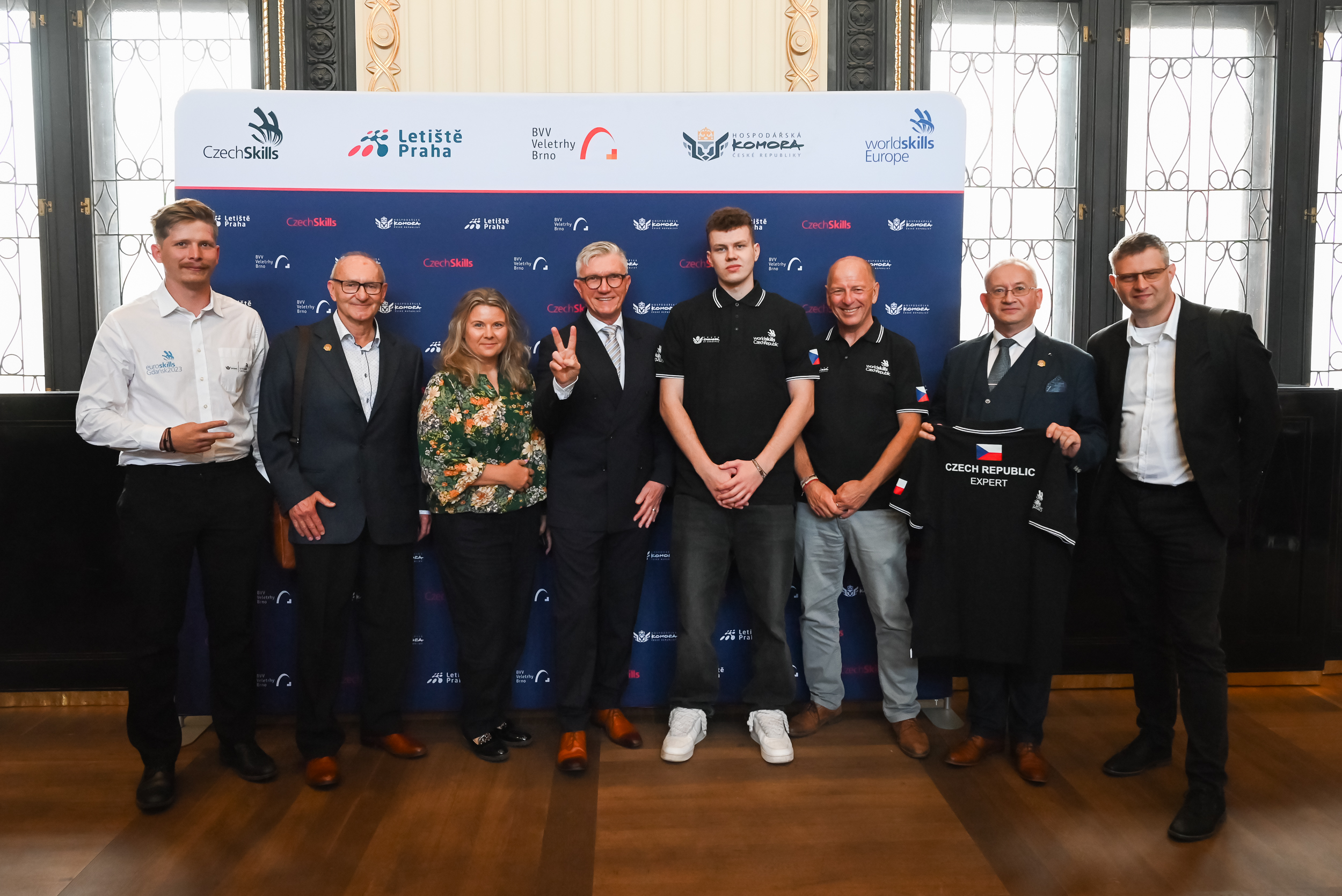 Tým podlahářů - parketářů